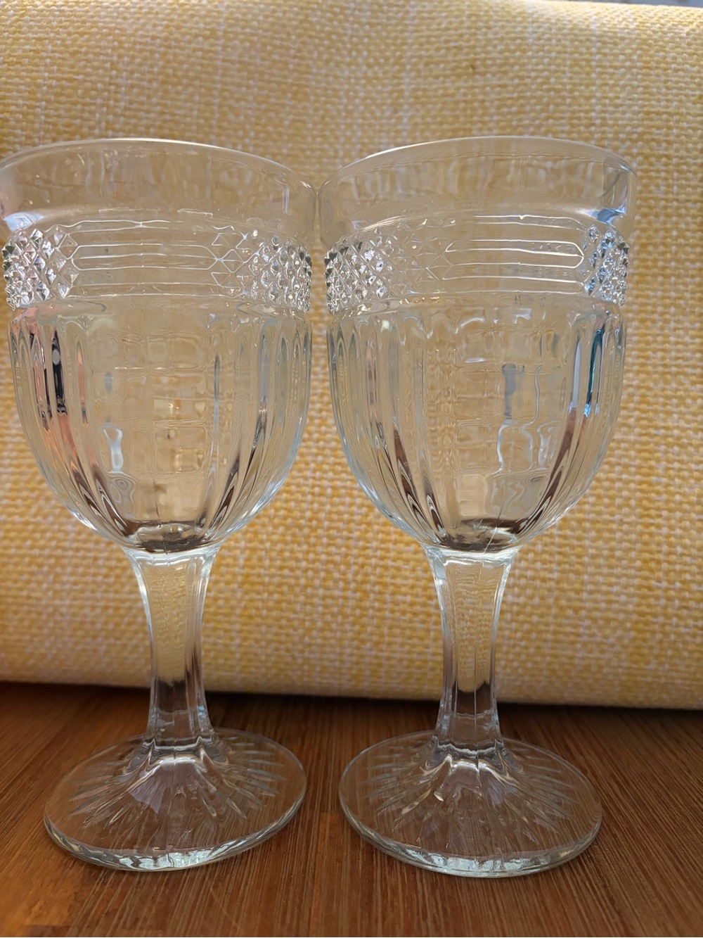 Libbey Clear Patterned Glass Wine Goblets, Pair